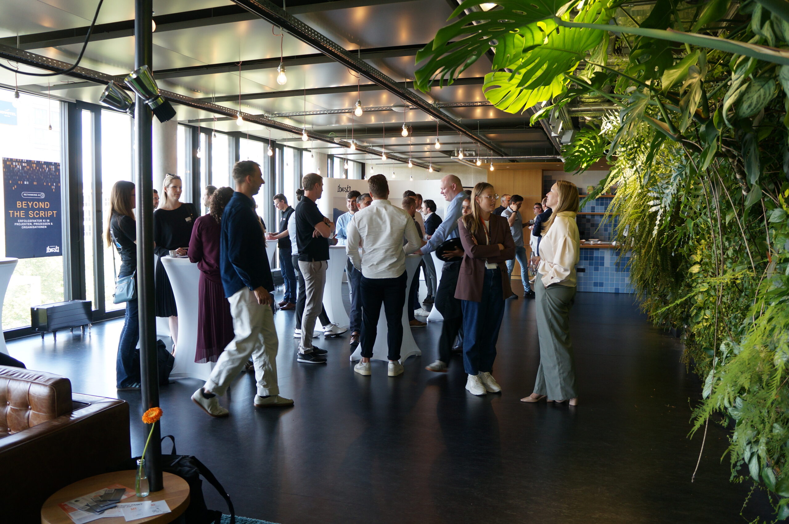 Teilnehmende im Heartworkcafe im [bu:st] Office München